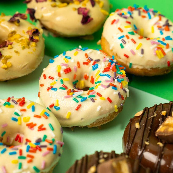 "Choccy Squad" glutenarme Mini Kuchen-Donut Geschenkbox